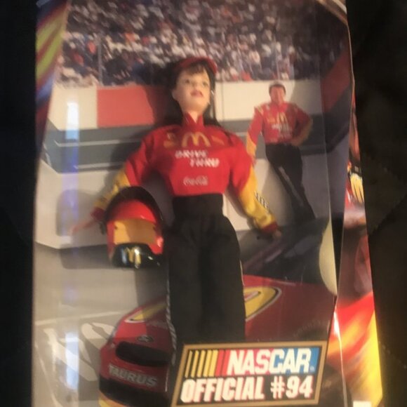 1999 Nascar Barbie Collector Edition New in original Box - Picture 4 of 4